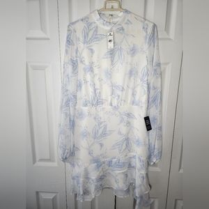 NWT Express Blue and White Floral Tiered Ruffle Dress Size Medium